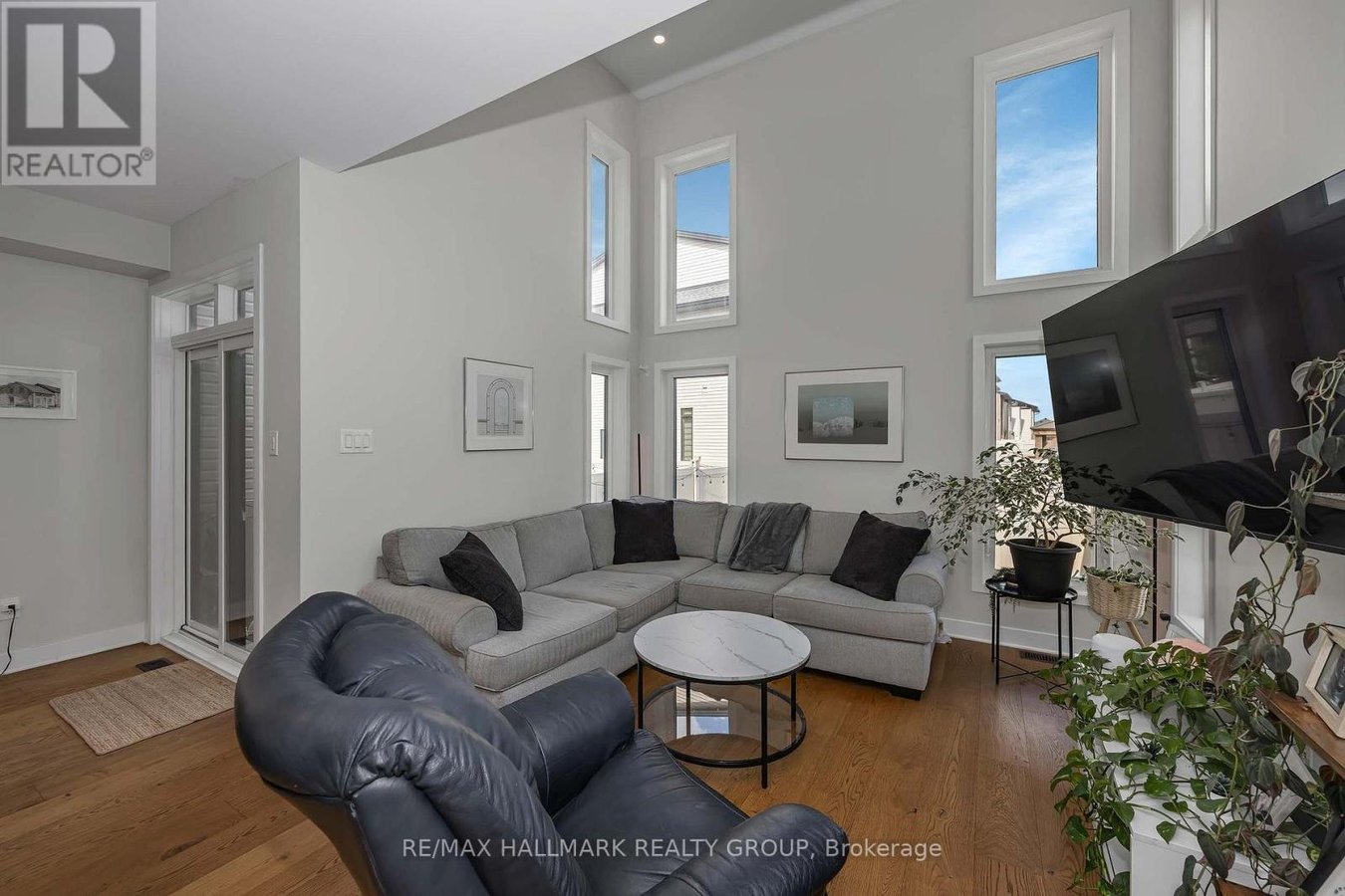 208 BIG DIPPER STREET E - Photo 16