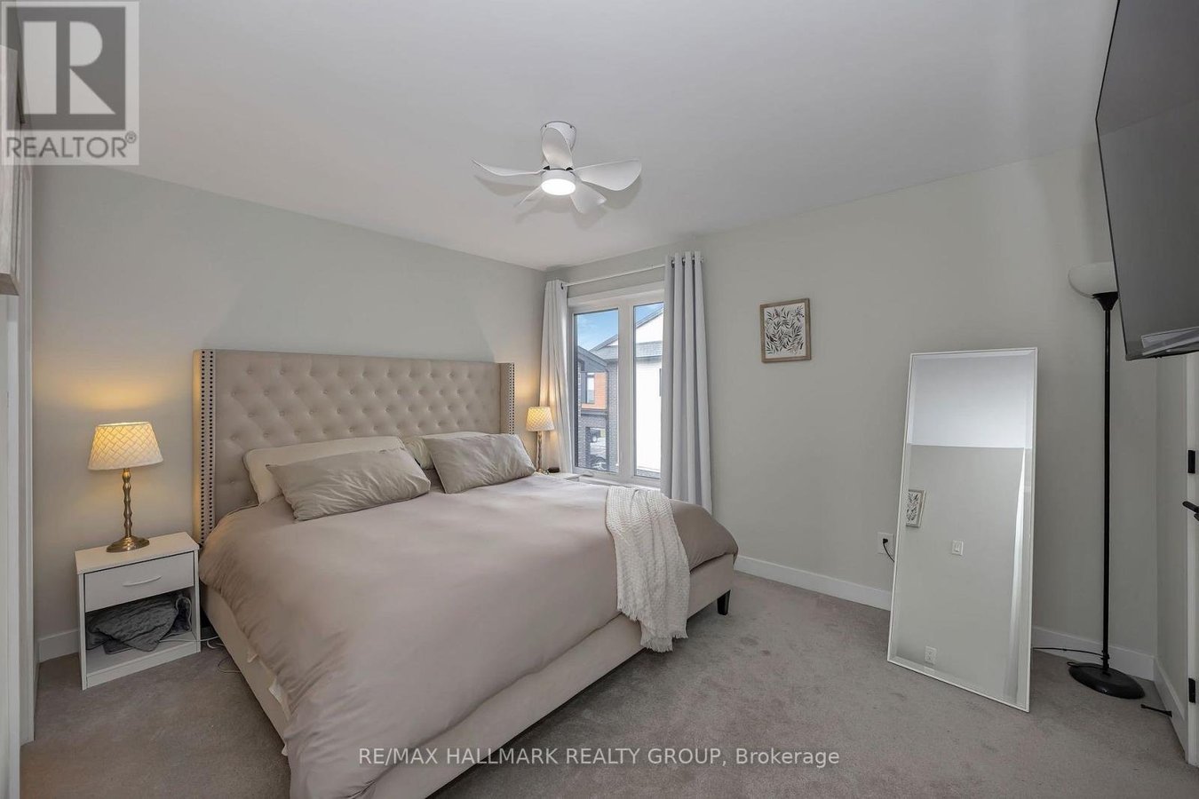 208 BIG DIPPER STREET E - Photo 21