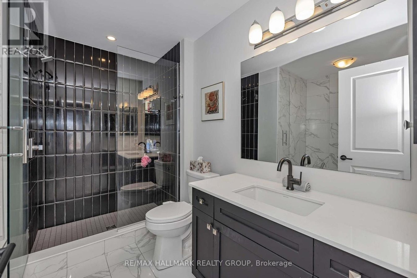 208 BIG DIPPER STREET E - Photo 23