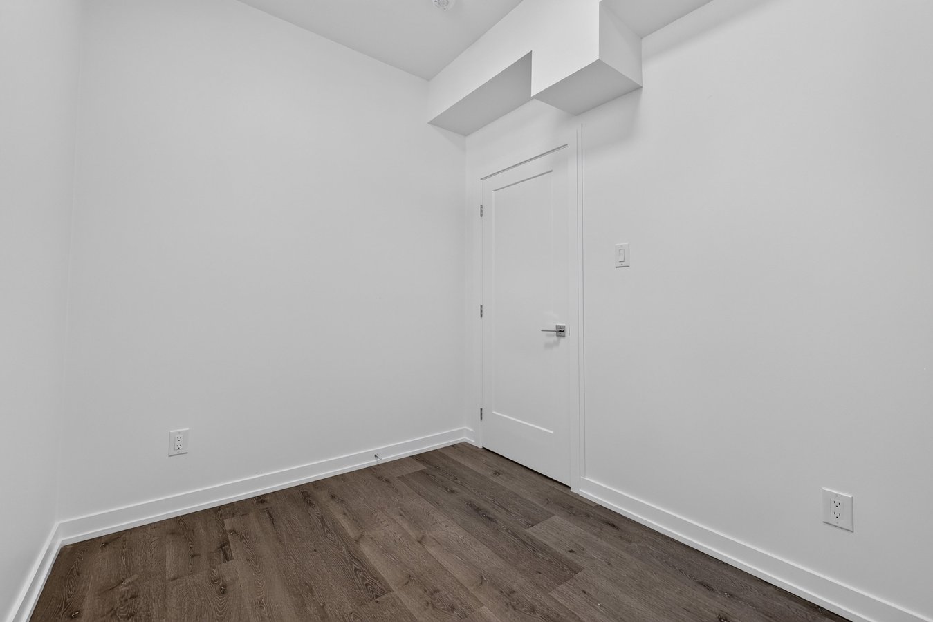 946 Woodroffe Avenue - Photo 47