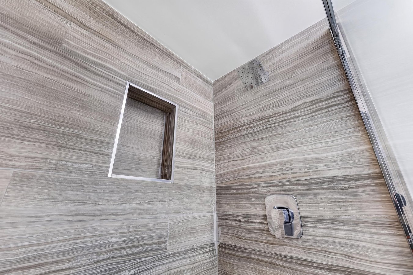 946 Woodroffe Avenue - Photo 40