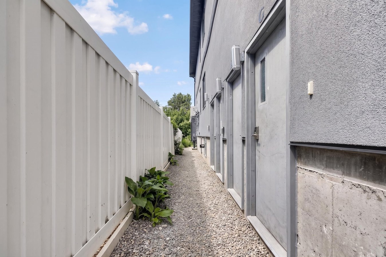 946 Woodroffe Avenue - Photo 30