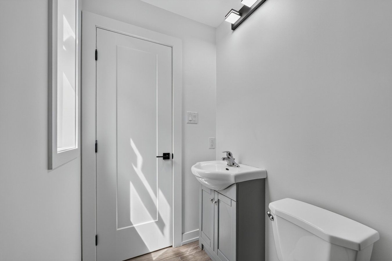 946 Woodroffe Avenue - Photo 27