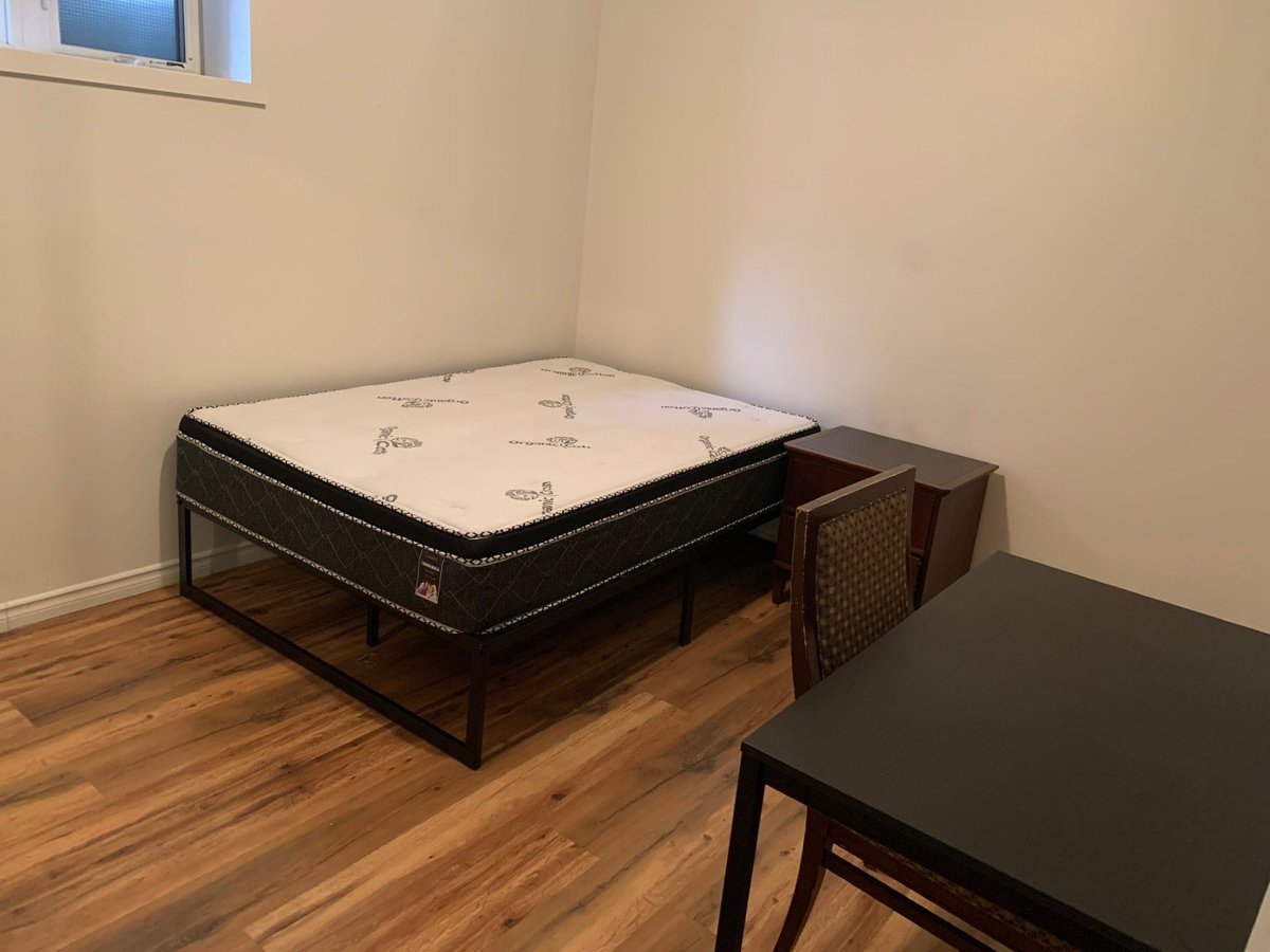 165 Henderson Avenue - Photo 3