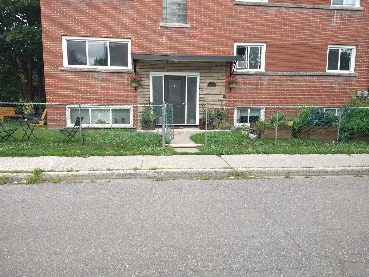 69 Laurel Street - Photo 1