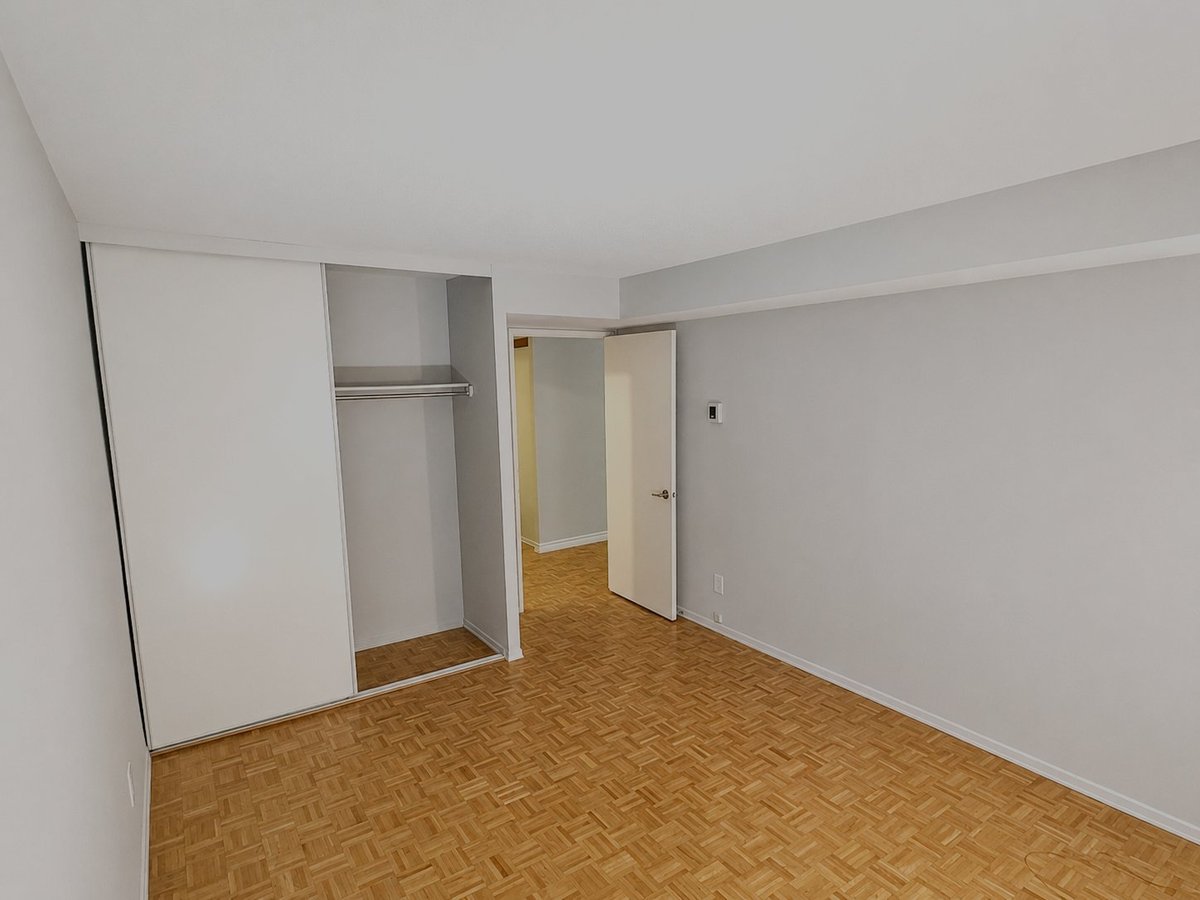 475 Laurier Avenue West - Photo 8