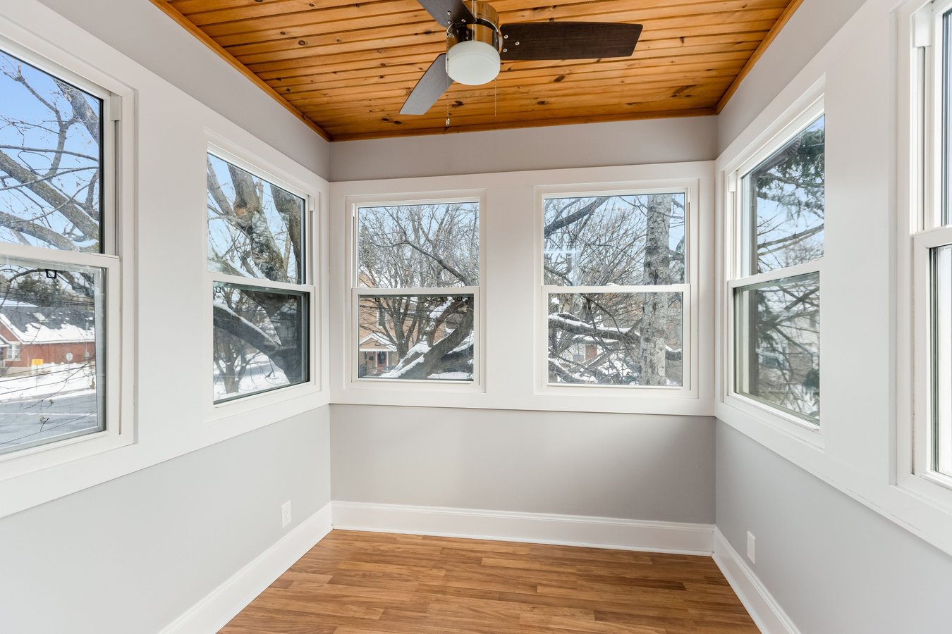 158 Clarendon Avenue - Photo 7