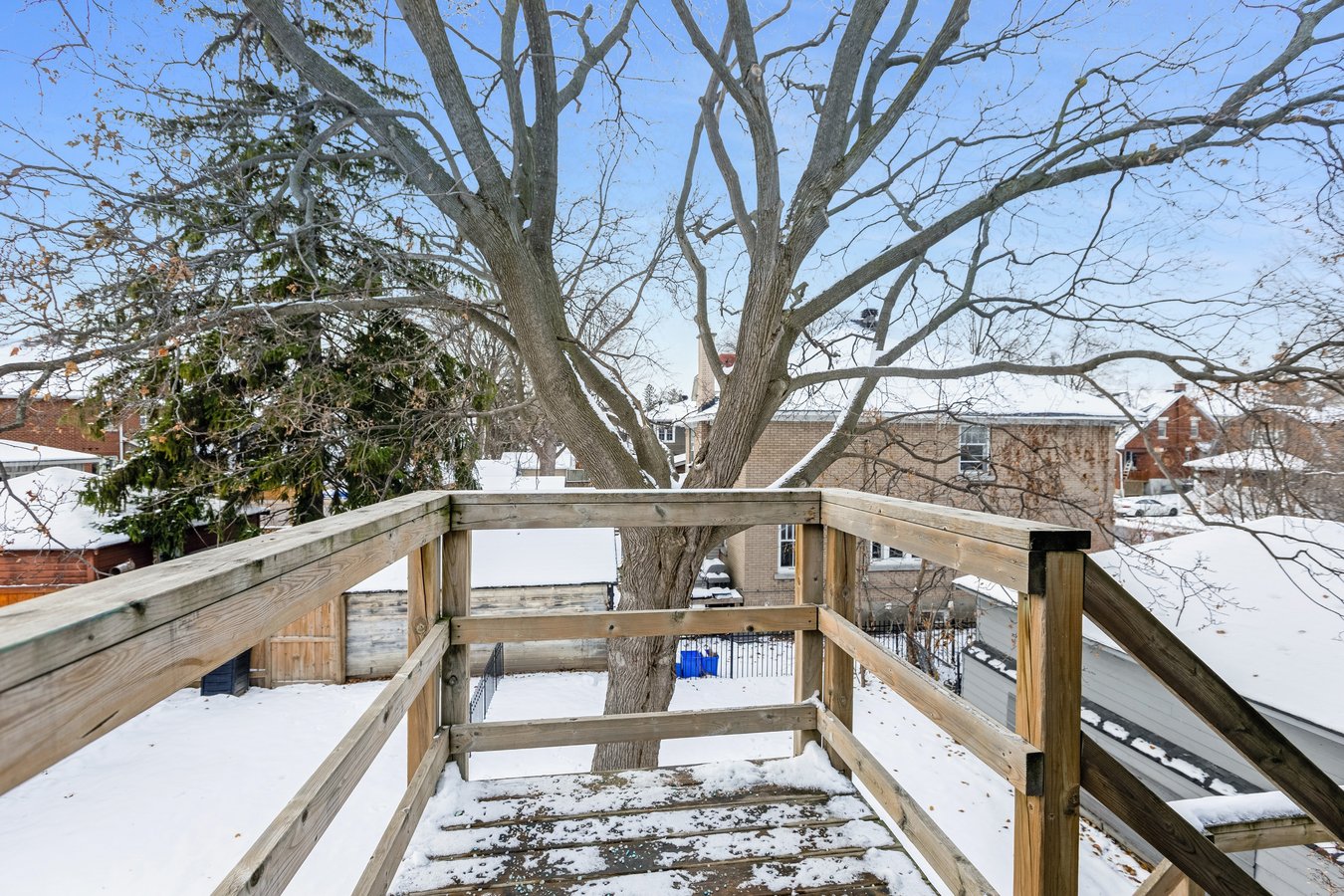 158 Clarendon Avenue - Photo 10