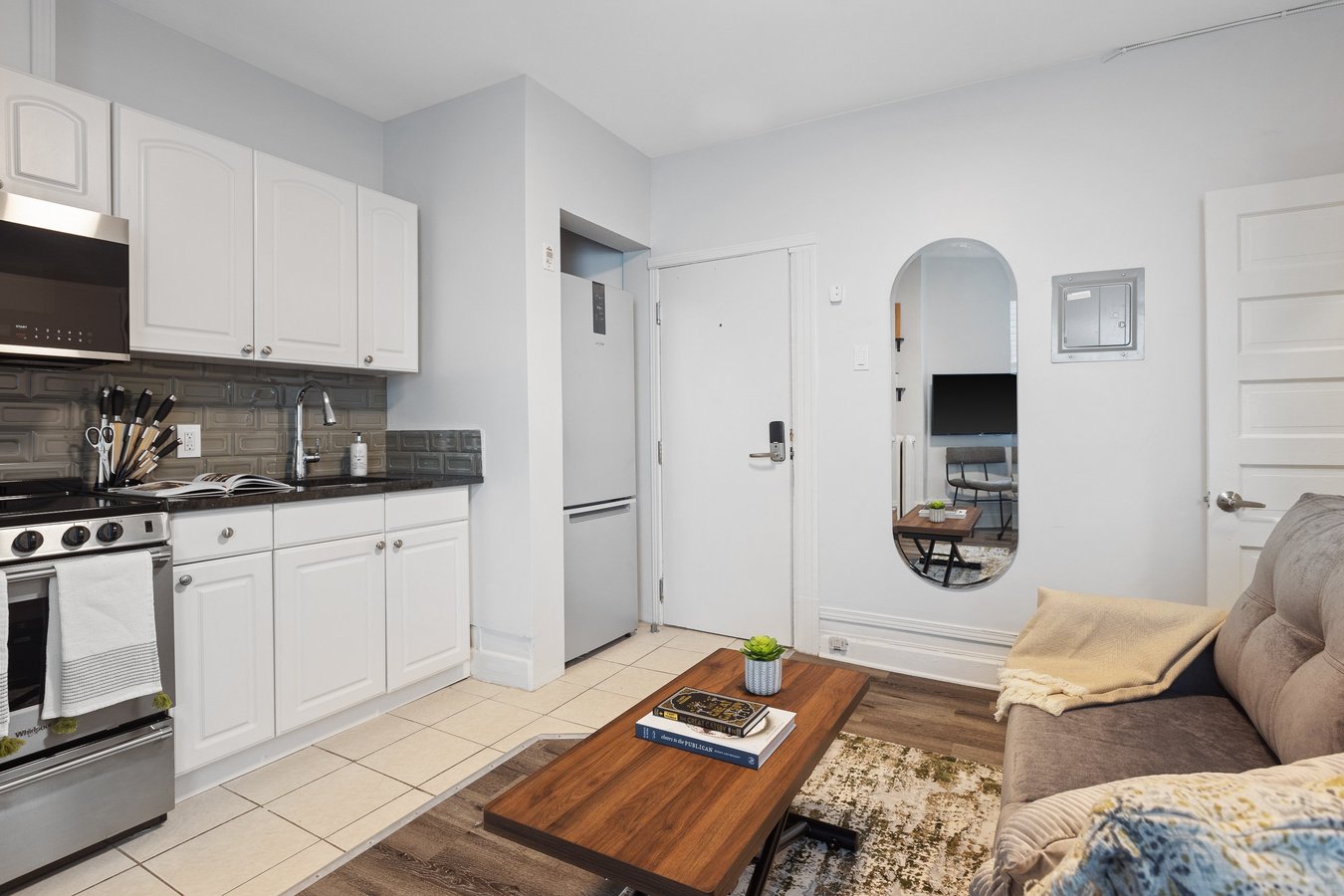 95 Henderson Avenue - Photo 19