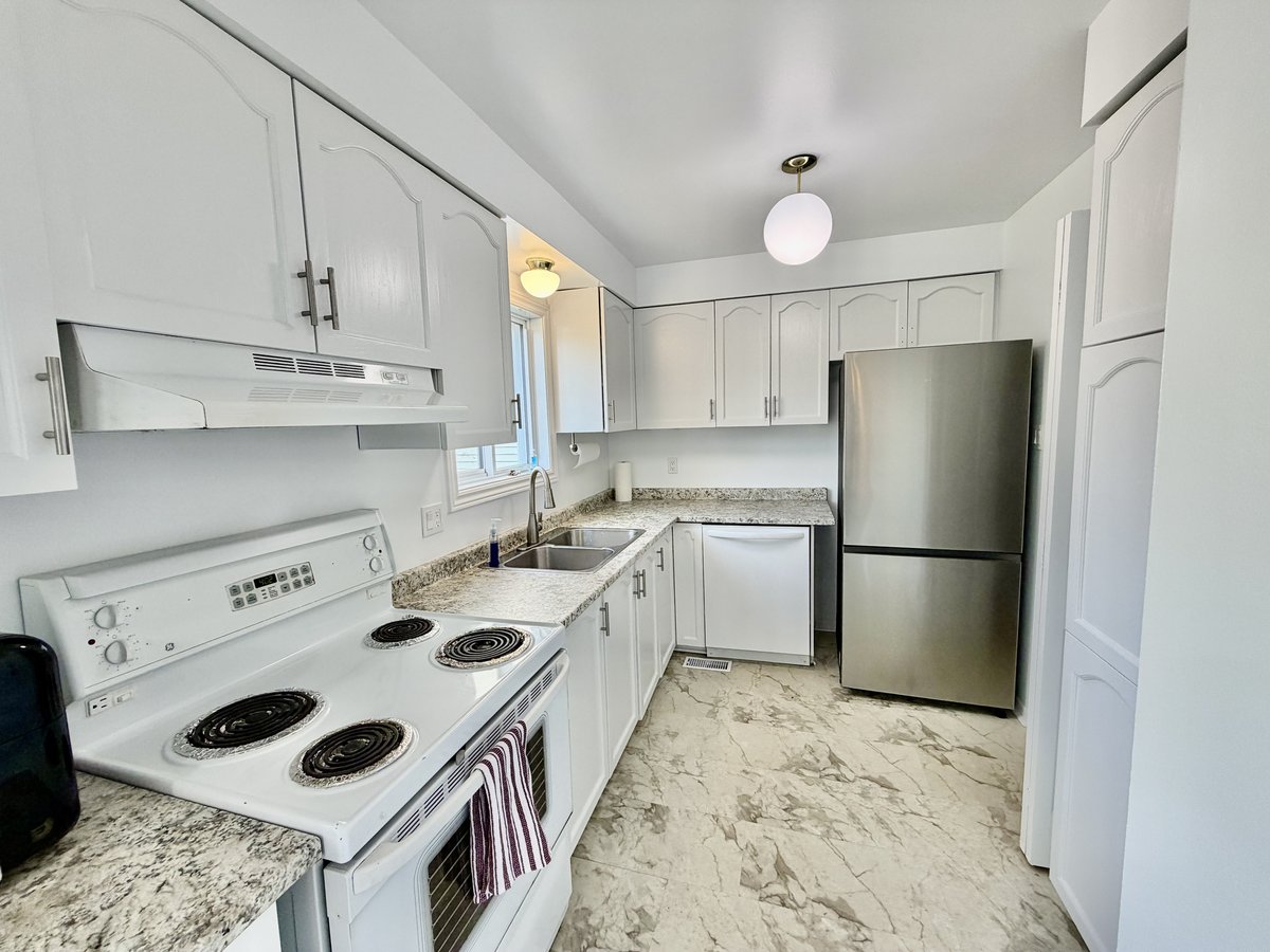 1039 Karsh Drive - Photo 7