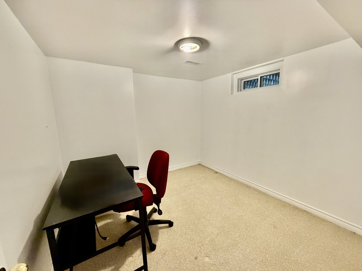 1039 Karsh Drive - Photo 31