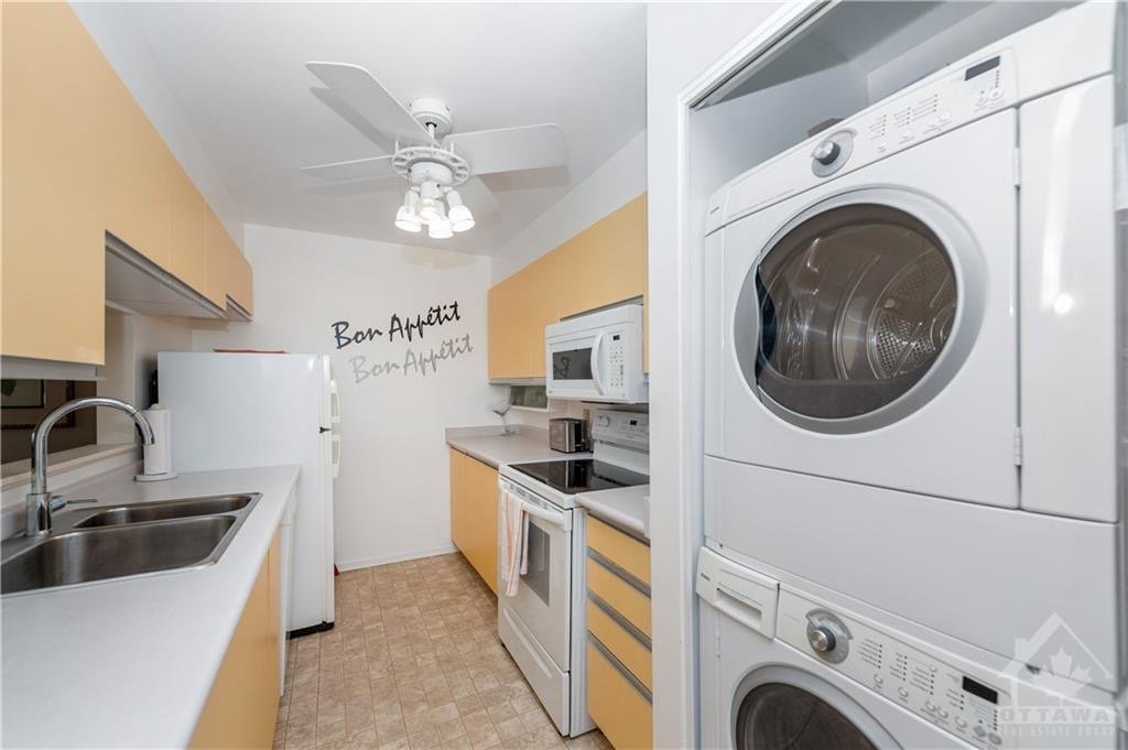 280 Brittany Drive - Photo 3