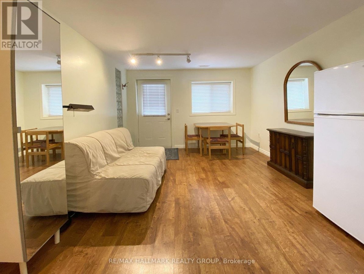 B - 668 MORIN STREET - Photo 7