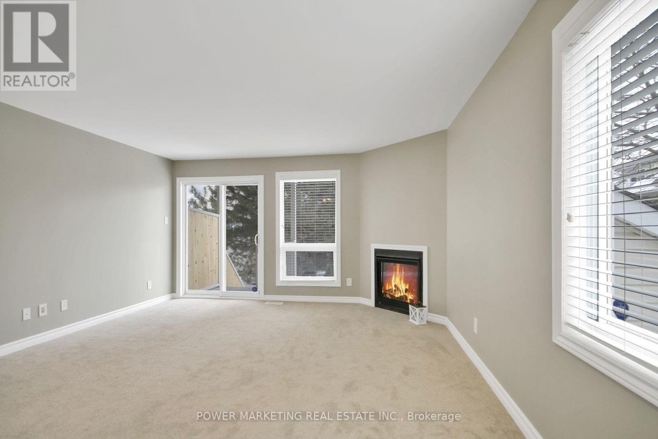 45 WATERBRIDGE DRIVE - Photo 9