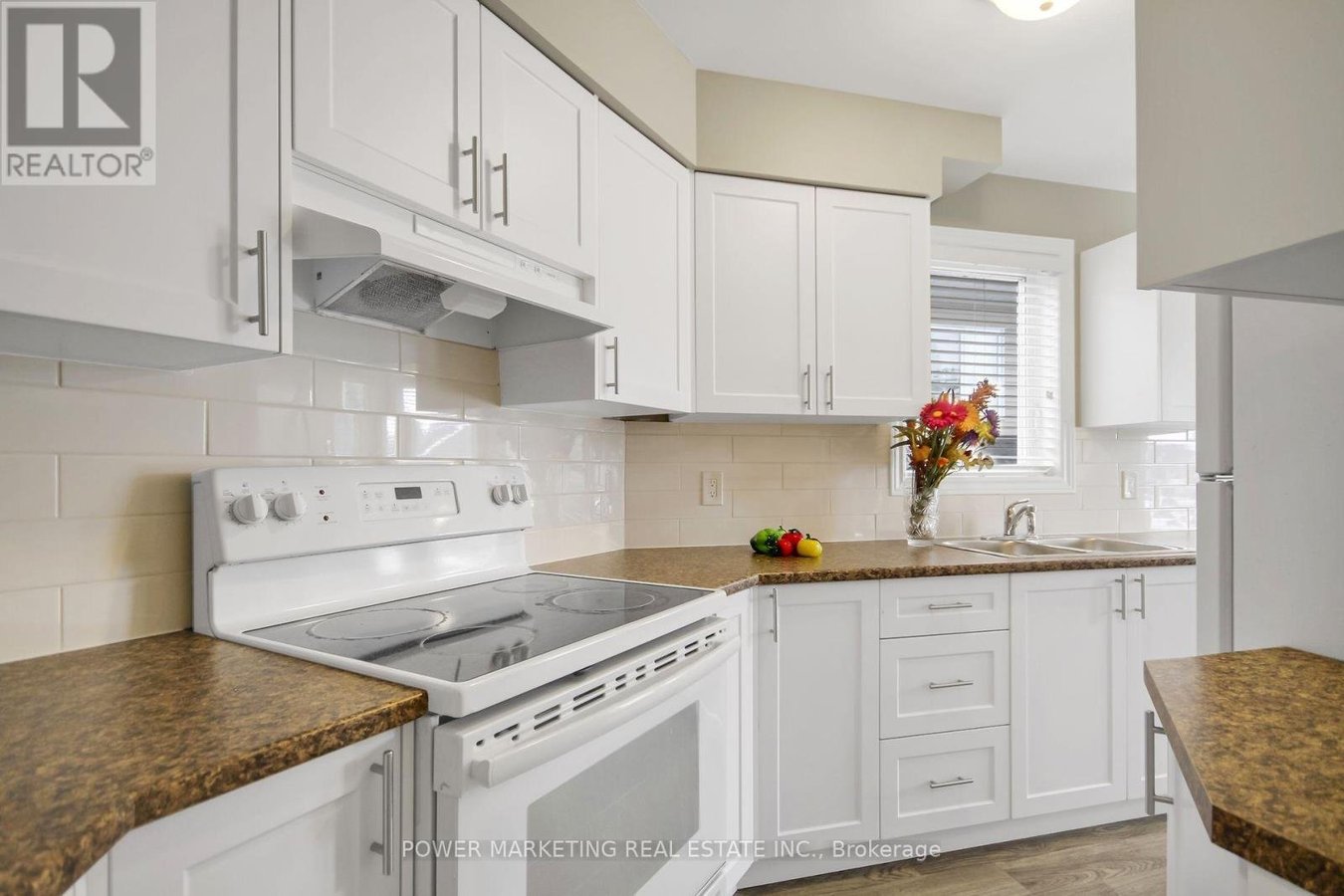 45 WATERBRIDGE DRIVE - Photo 15