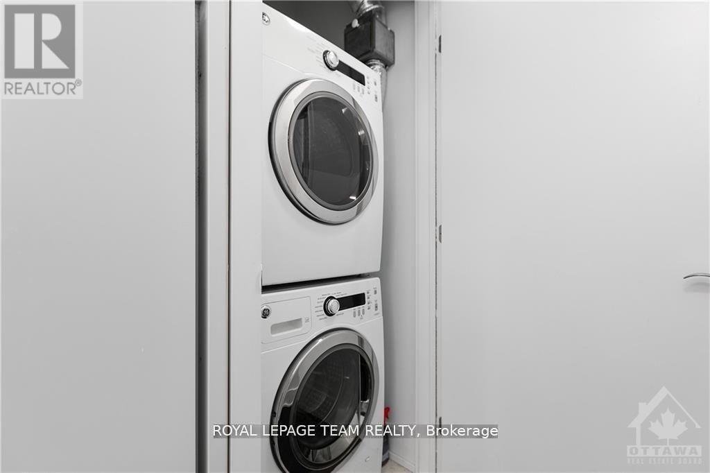 412 - 108 RICHMOND ROAD - Photo 12