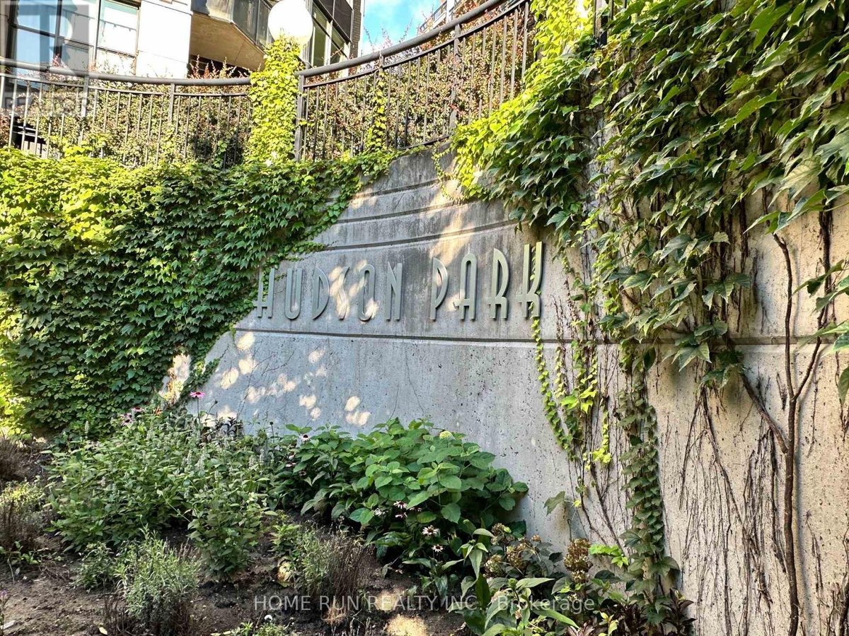 714 - 235 KENT STREET - Photo 2