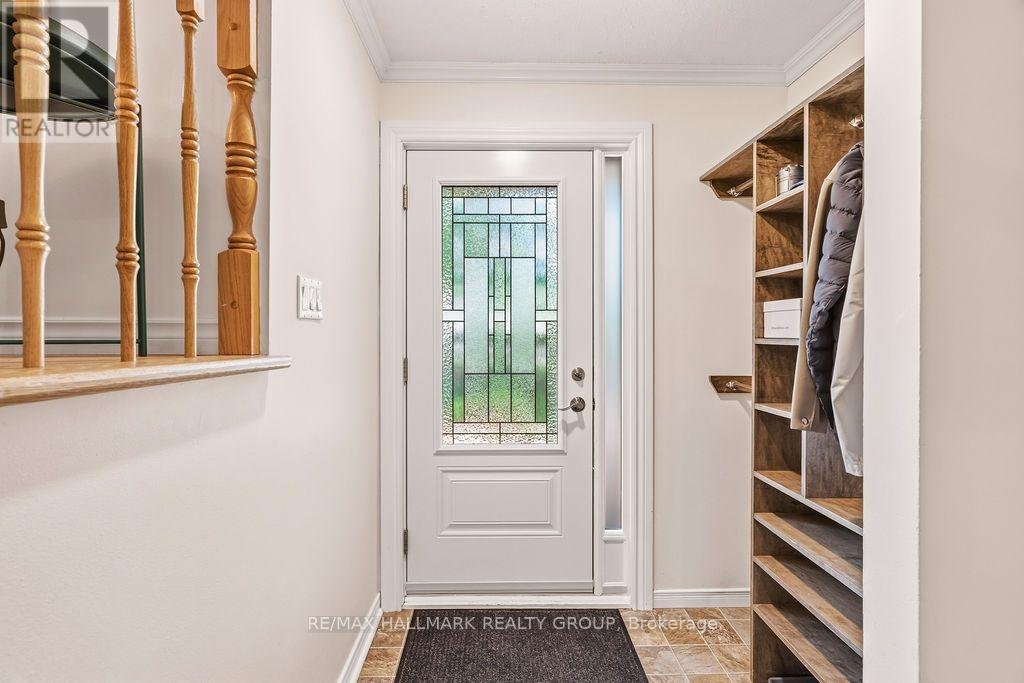 4 - 409 MONTFORT STREET - Photo 3