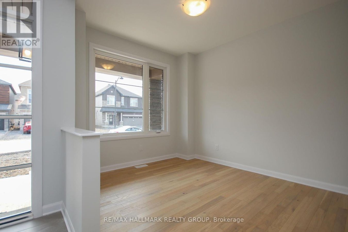 613 IDYLLIC TERRACE - Photo 2