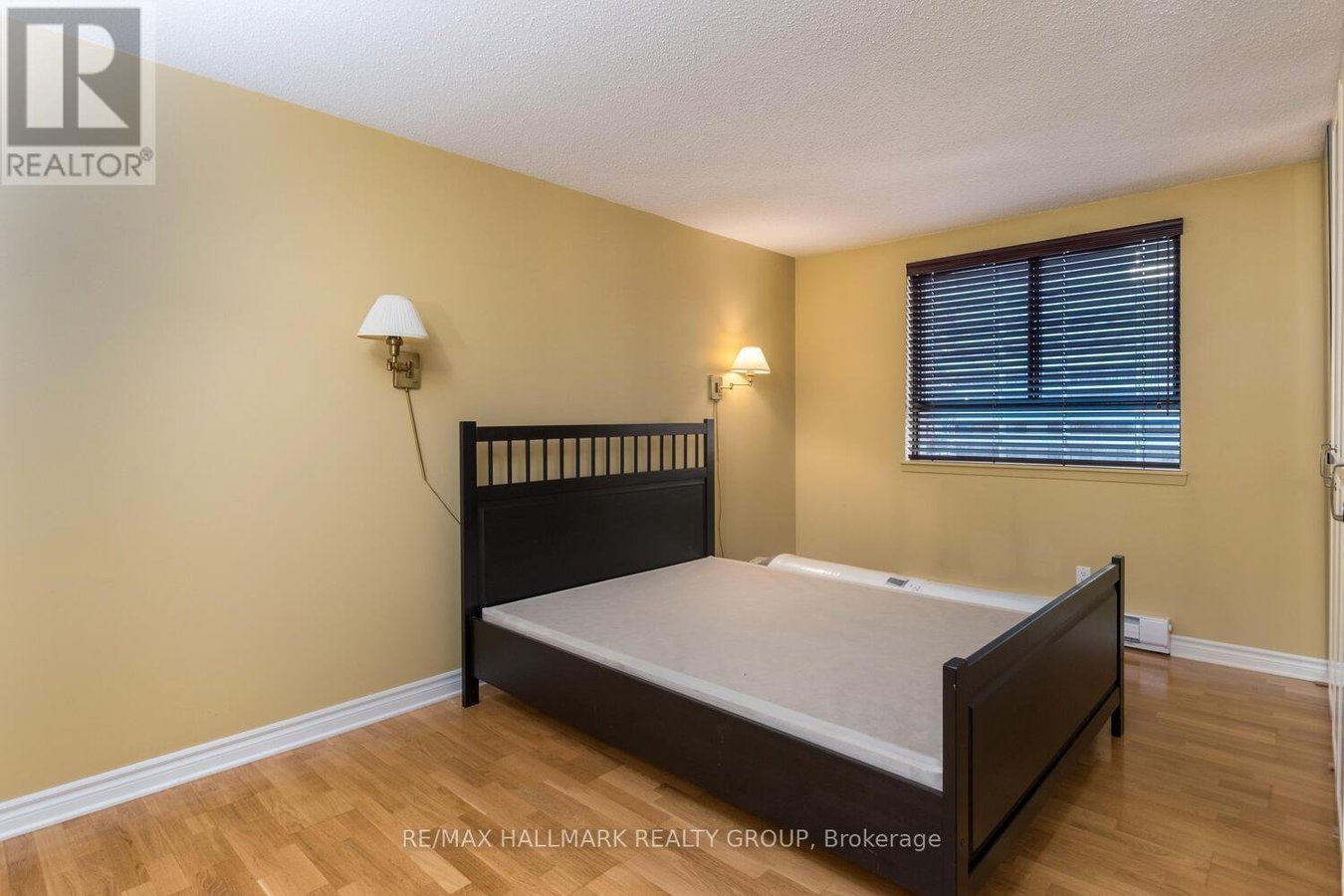 902 - 470 LAURIER AVENUE W - Photo 17