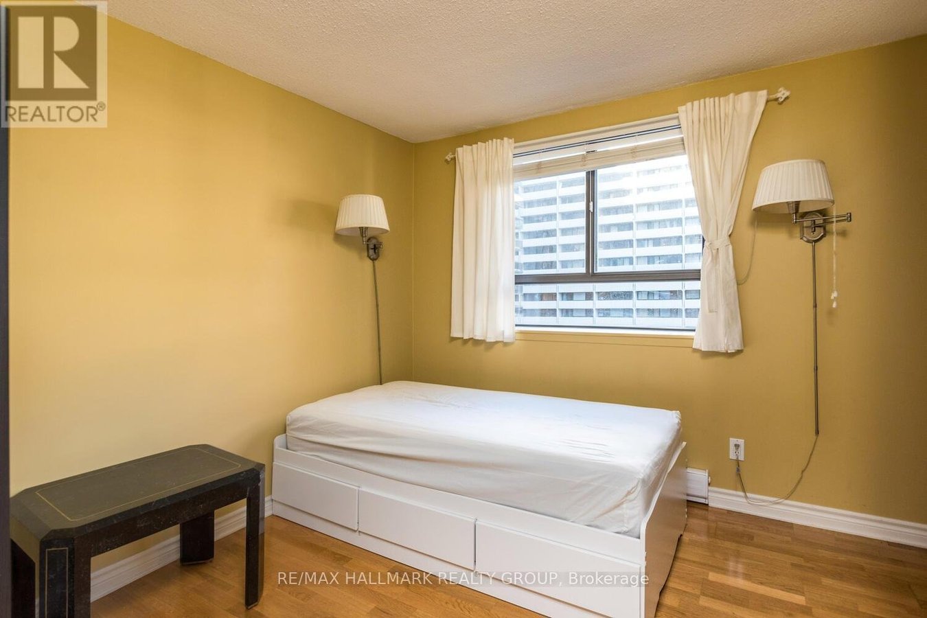 902 - 470 LAURIER AVENUE W - Photo 23