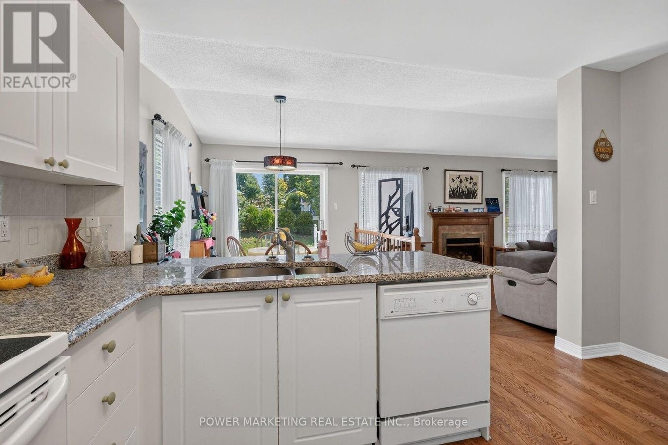 6886 EDGAR BRAULT STREET - Photo 19