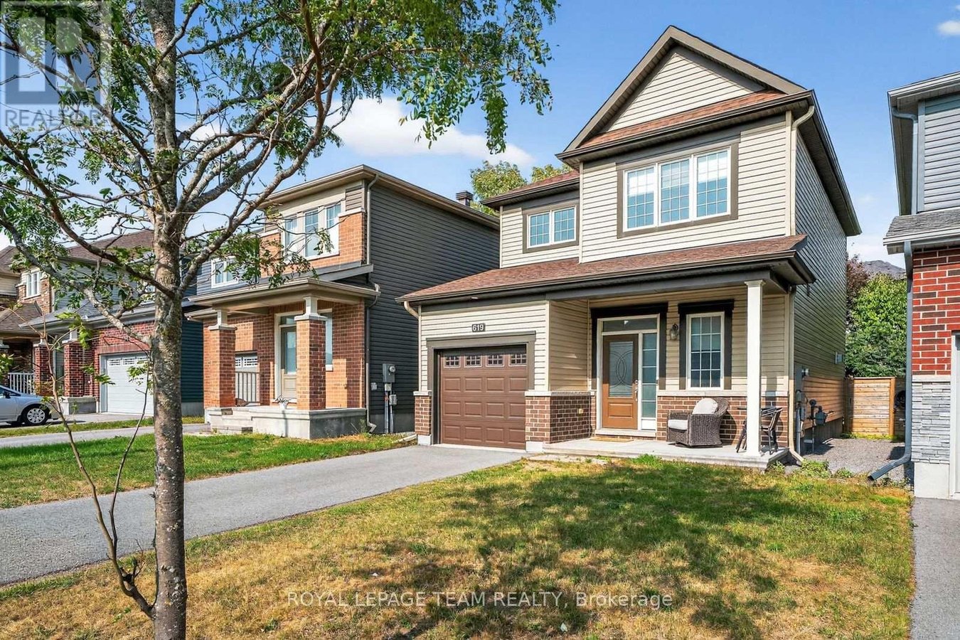 619 GERANIUM WALK - Photo 1
