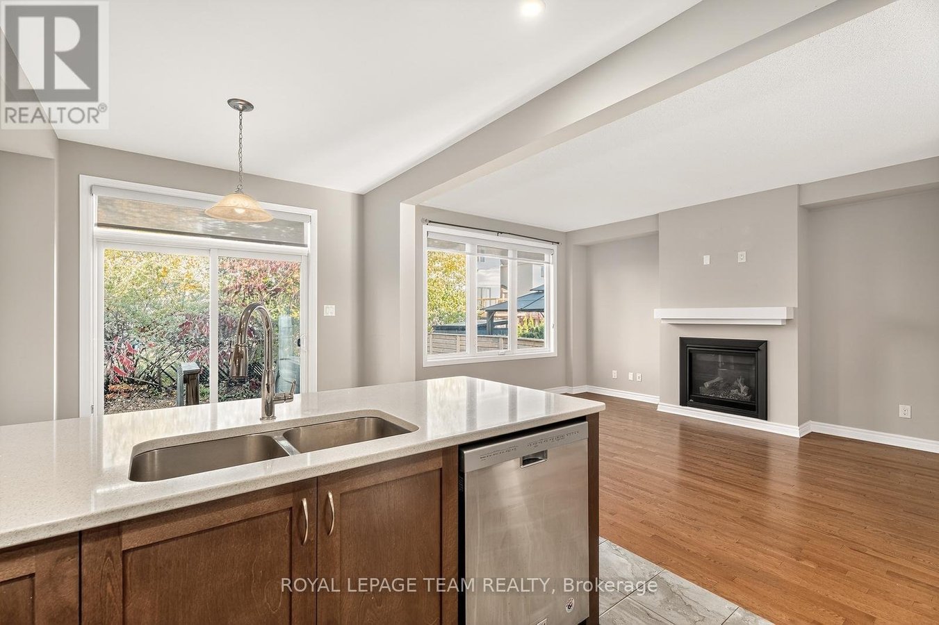 619 GERANIUM WALK - Photo 5