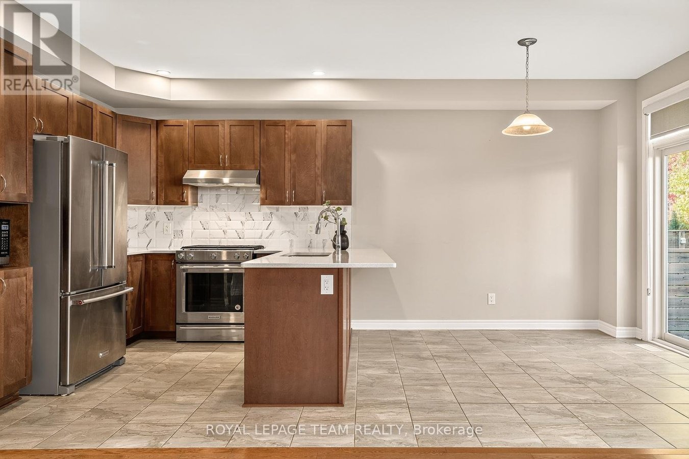 619 GERANIUM WALK - Photo 11