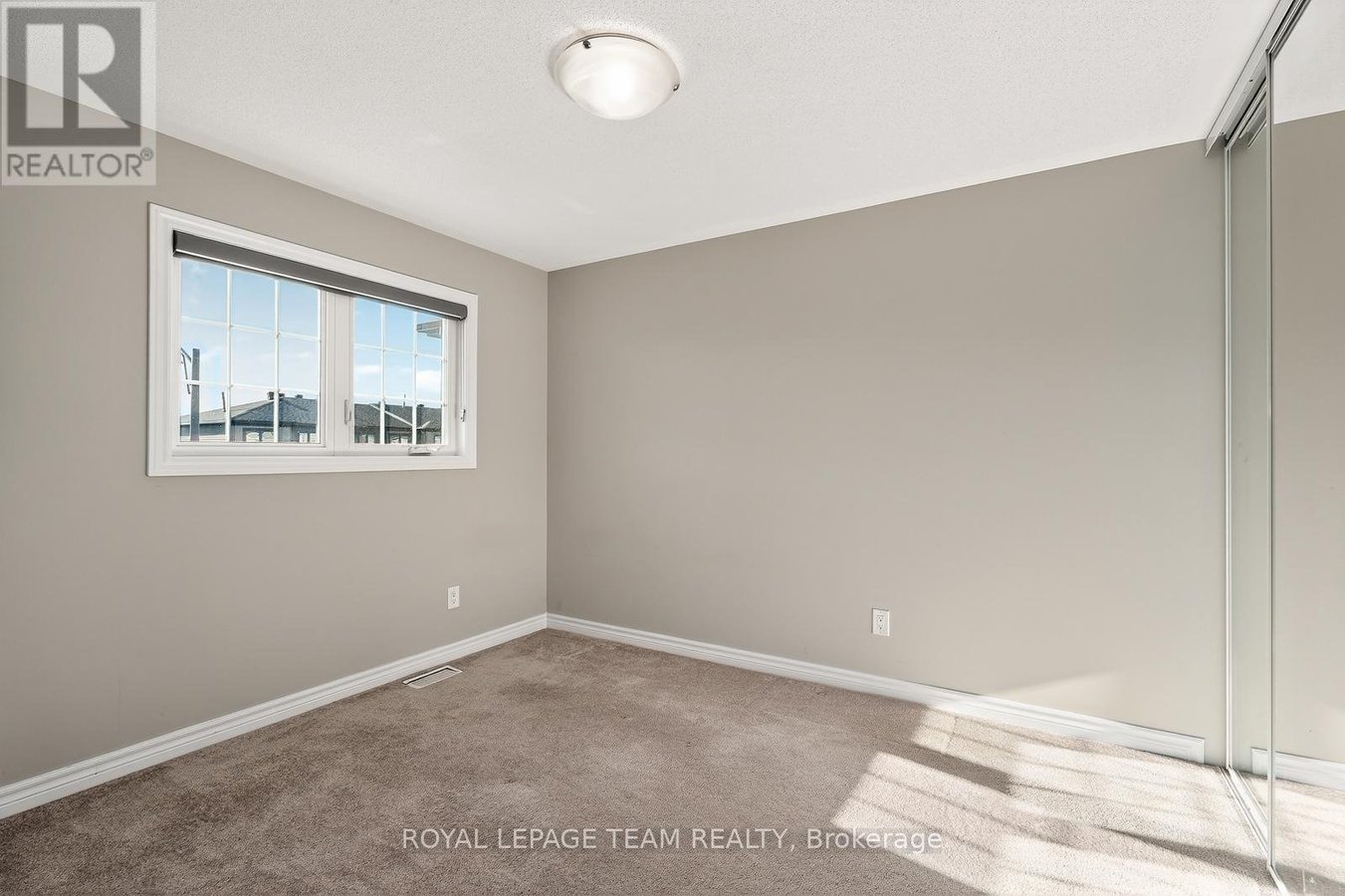 619 GERANIUM WALK - Photo 28