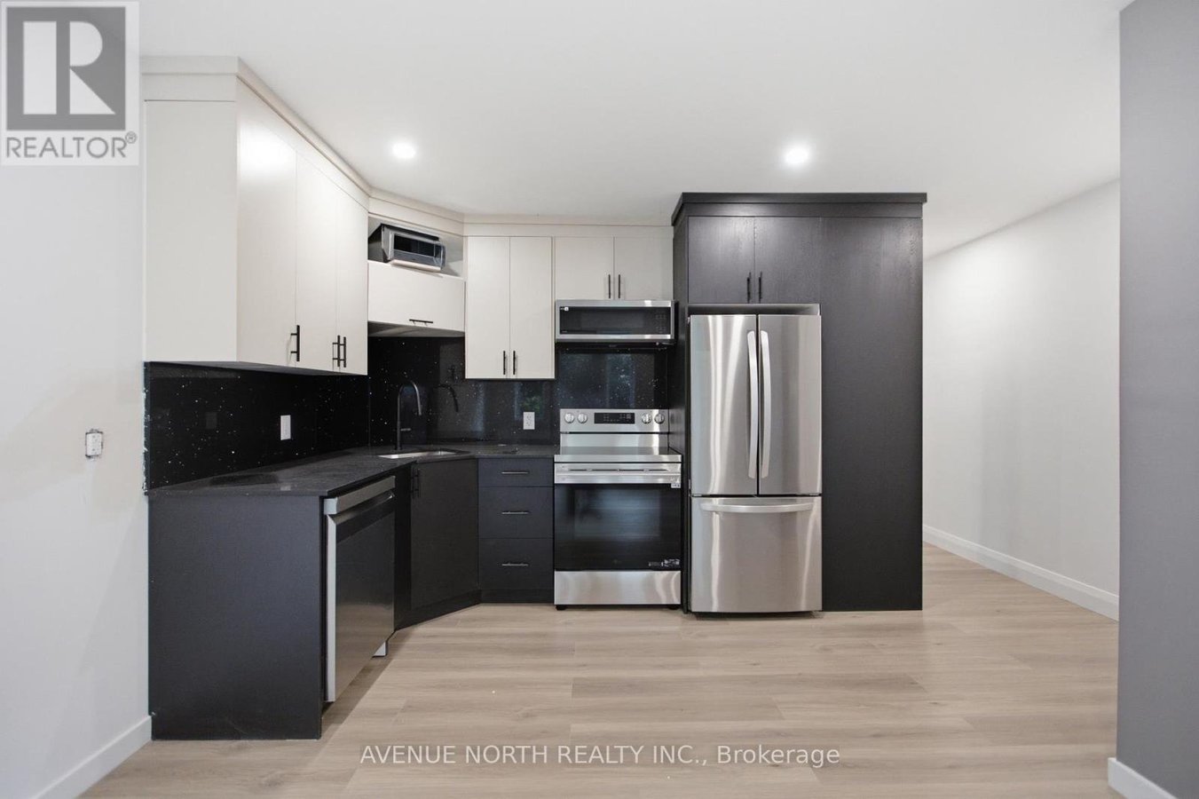 5 - 180 CLARENCE STREET - Photo 7