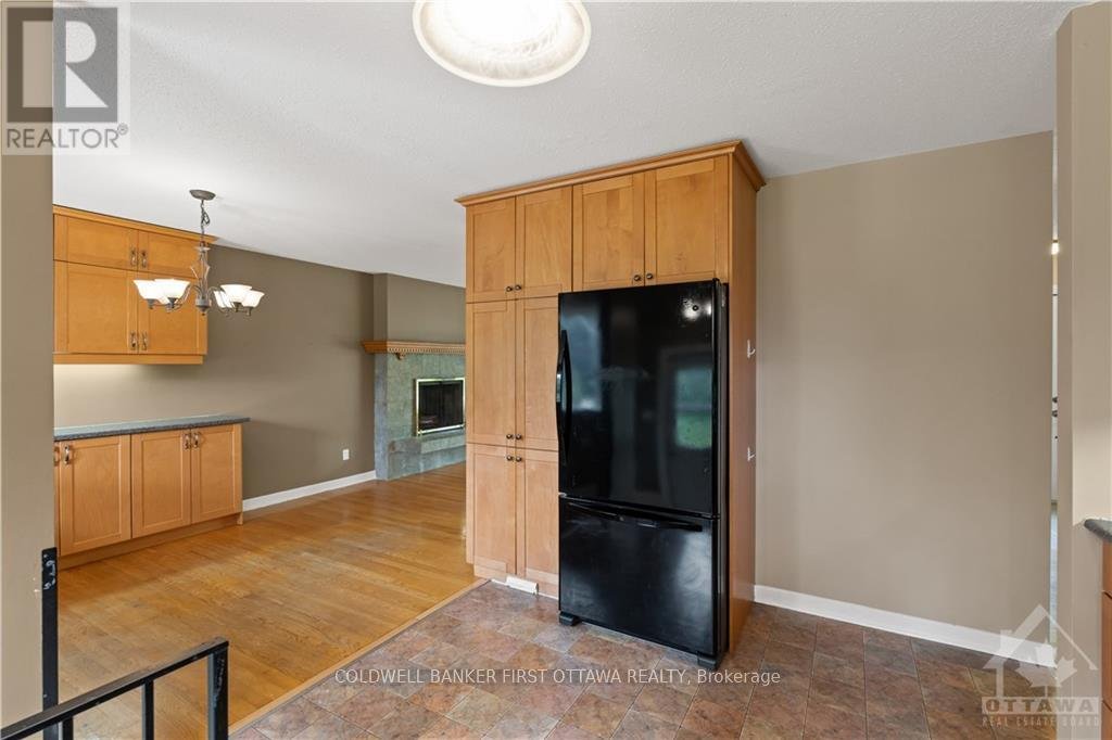 12 OAKWOOD AVENUE - Photo 11
