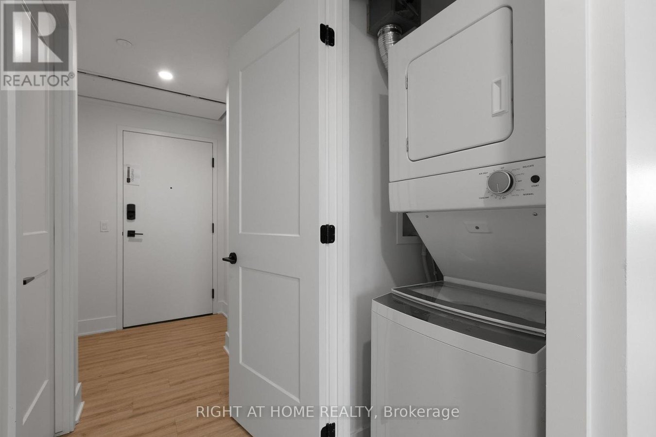 607 - 377 WINONA AVENUE - Photo 8