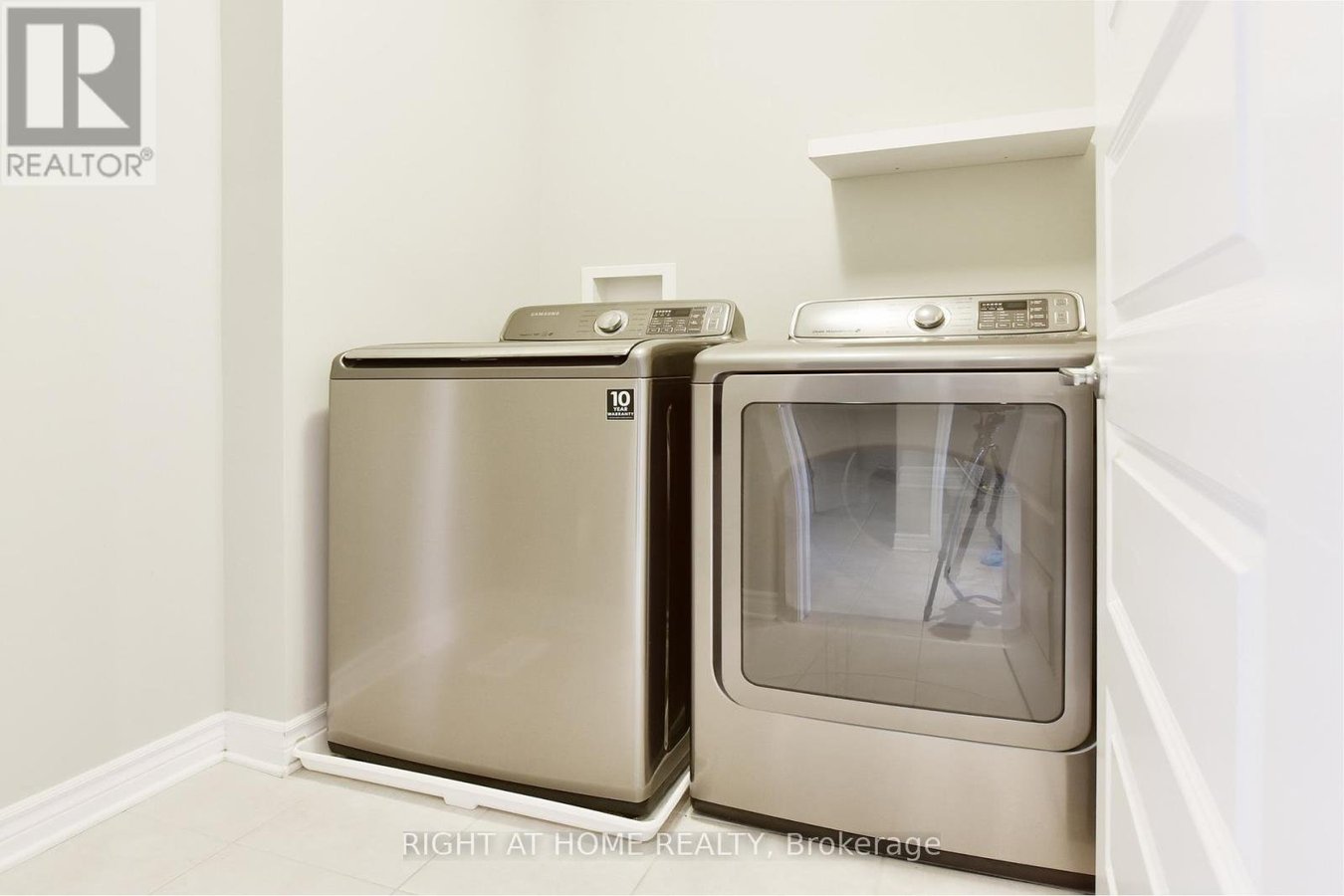 520 SILVERTIP LANE - Photo 9