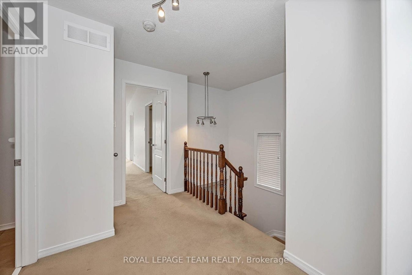 323 FREEDOM PRIVATE - Photo 15