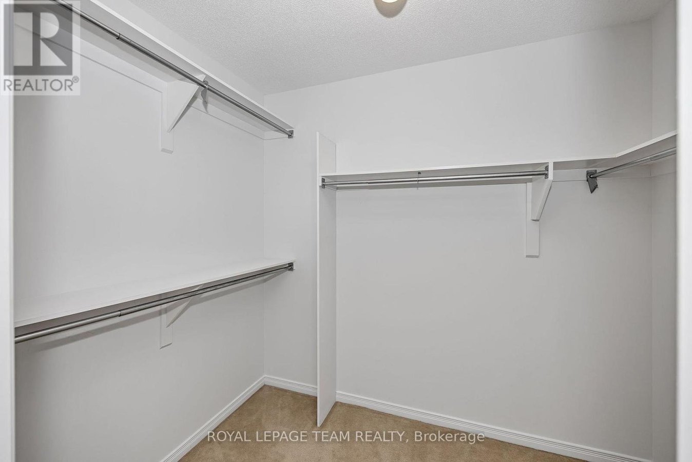 323 FREEDOM PRIVATE - Photo 21