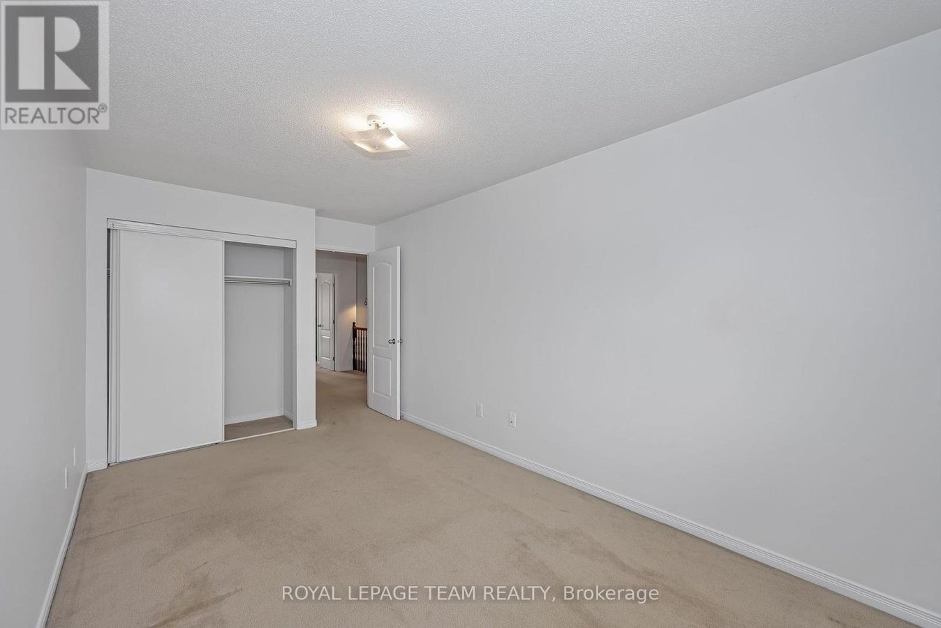 323 FREEDOM PRIVATE - Photo 23
