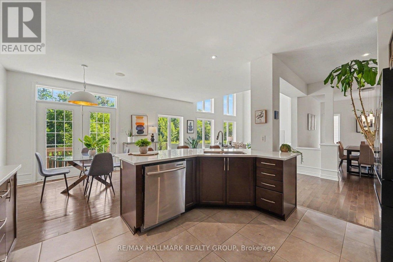938 WILDCARROT CRESCENT - Photo 11