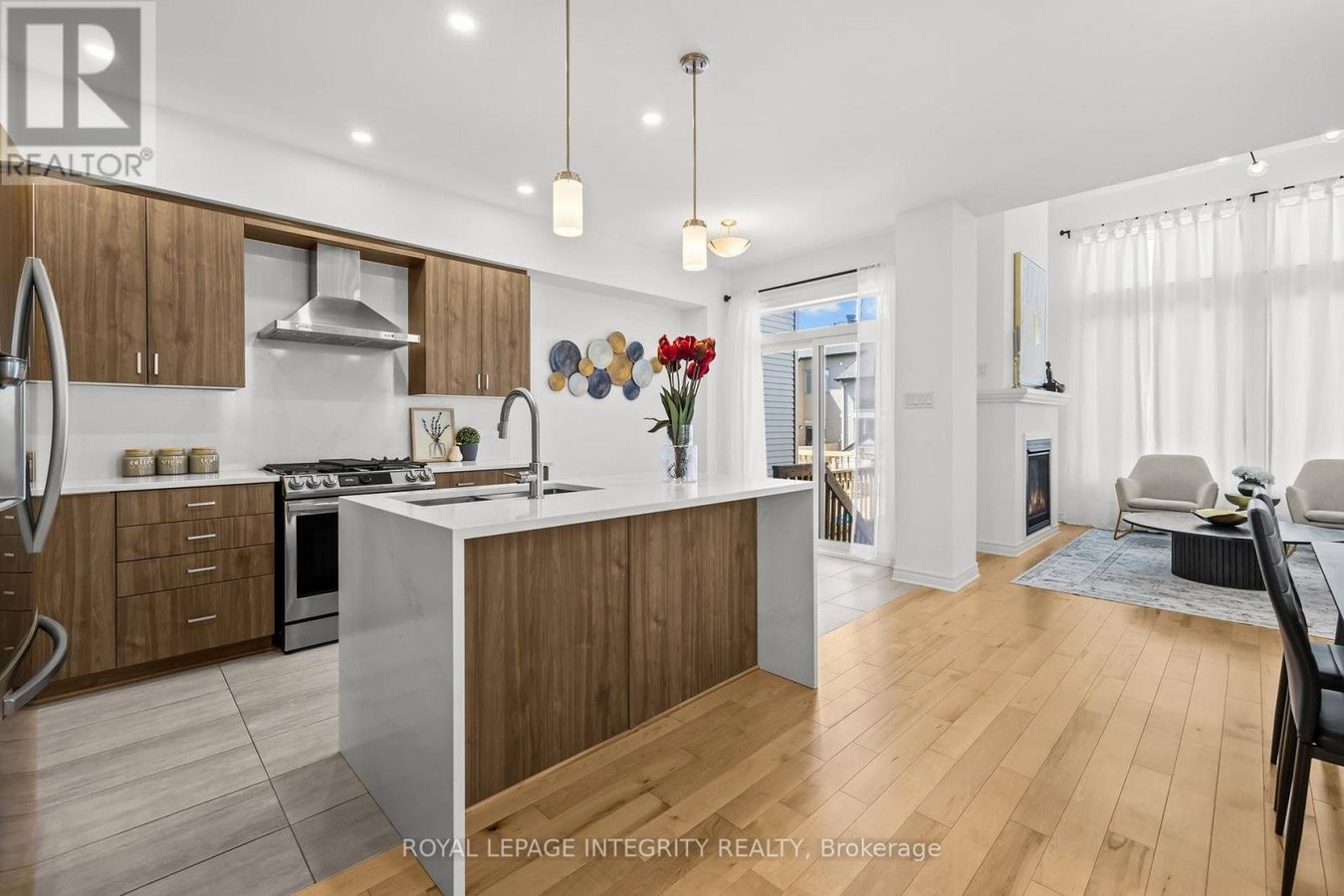691 CAPRICORN CIRCLE - Photo 5