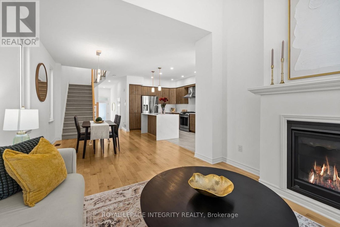 691 CAPRICORN CIRCLE - Photo 11