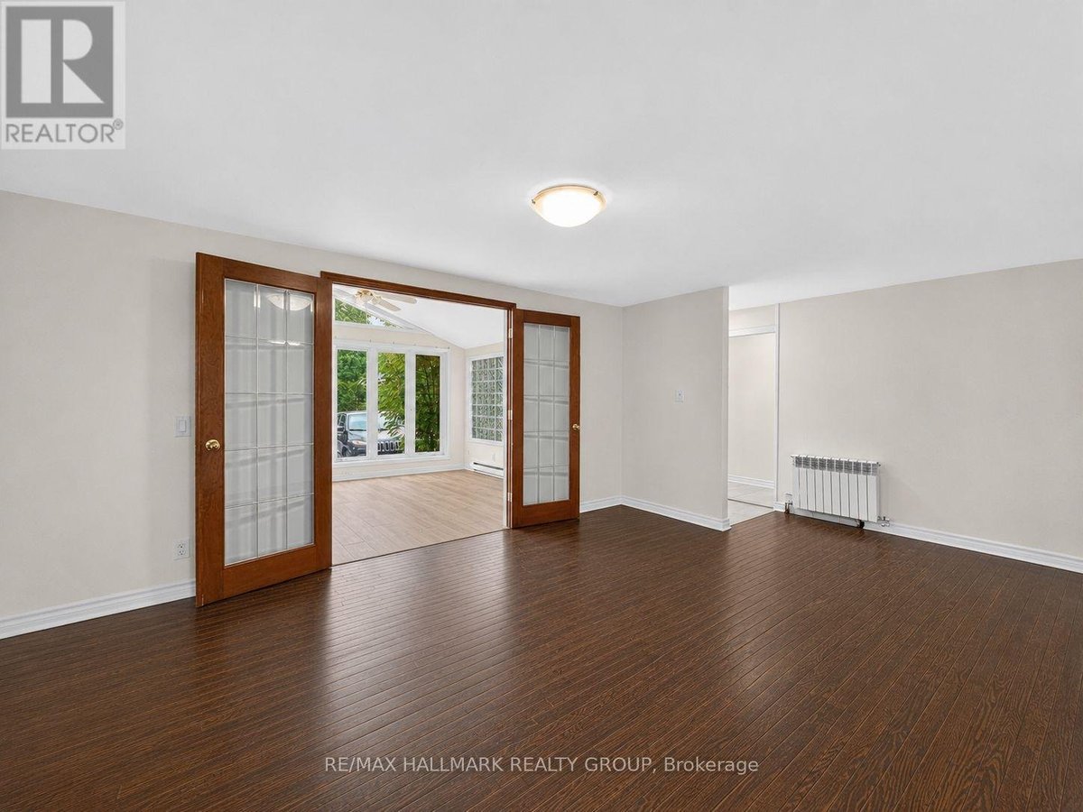 295 AMIENS STREET - Photo 7