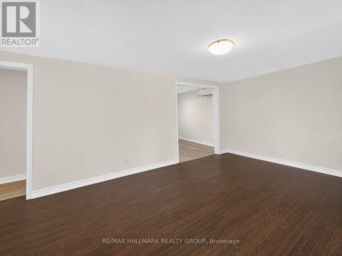 295 AMIENS STREET - Photo 9