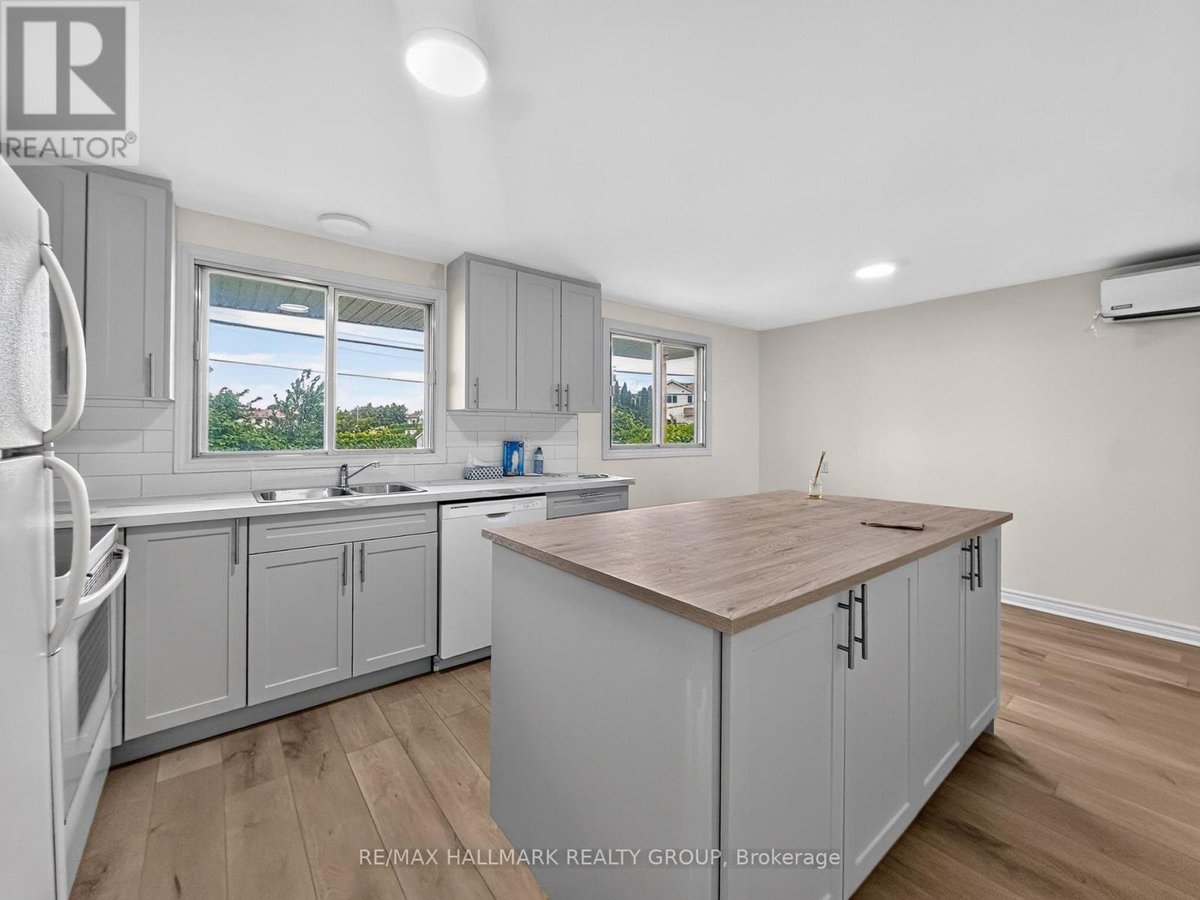 295 AMIENS STREET - Photo 17