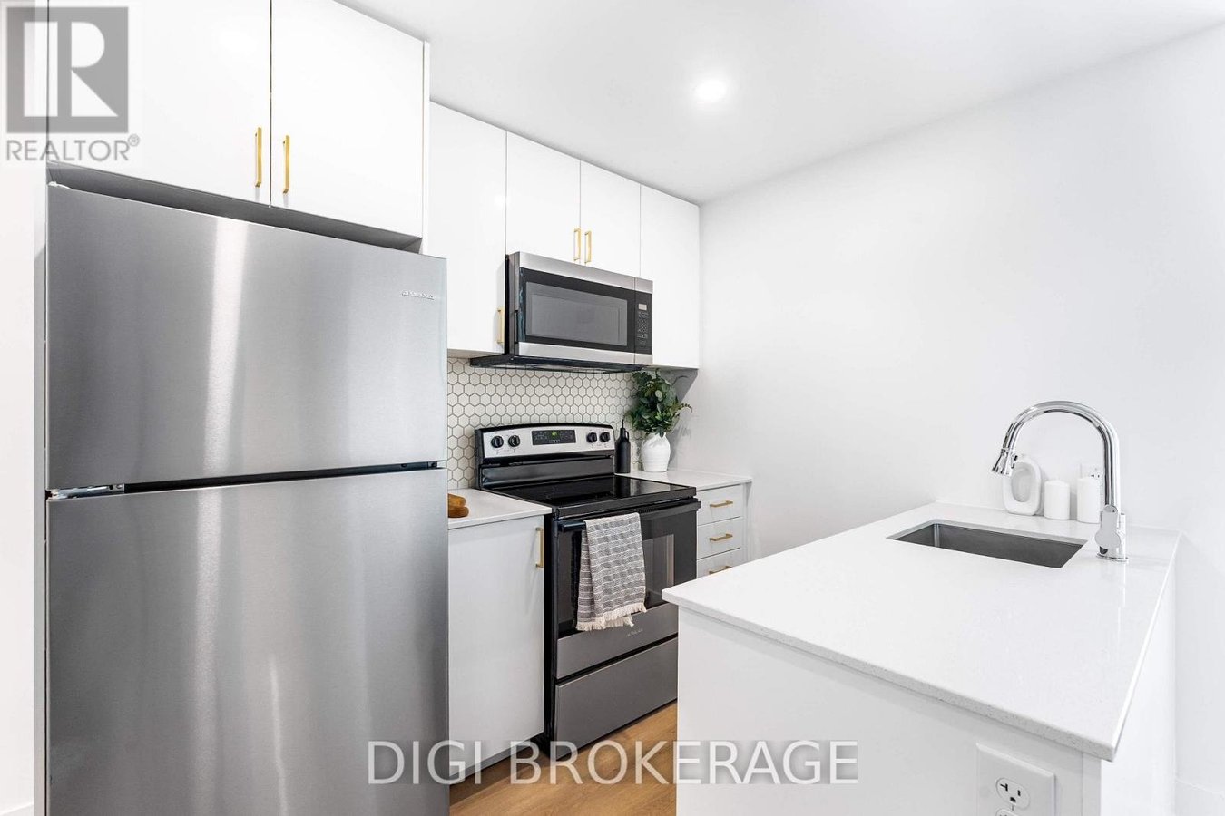 1510 - 2070 SCOTT STREET - Photo 11