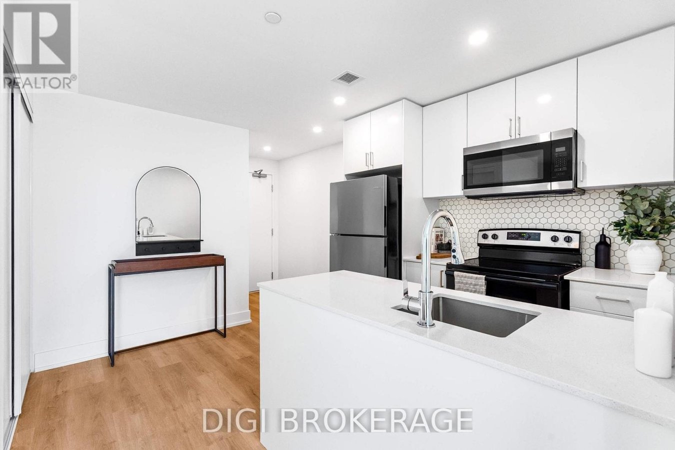 1510 - 2070 SCOTT STREET - Photo 14