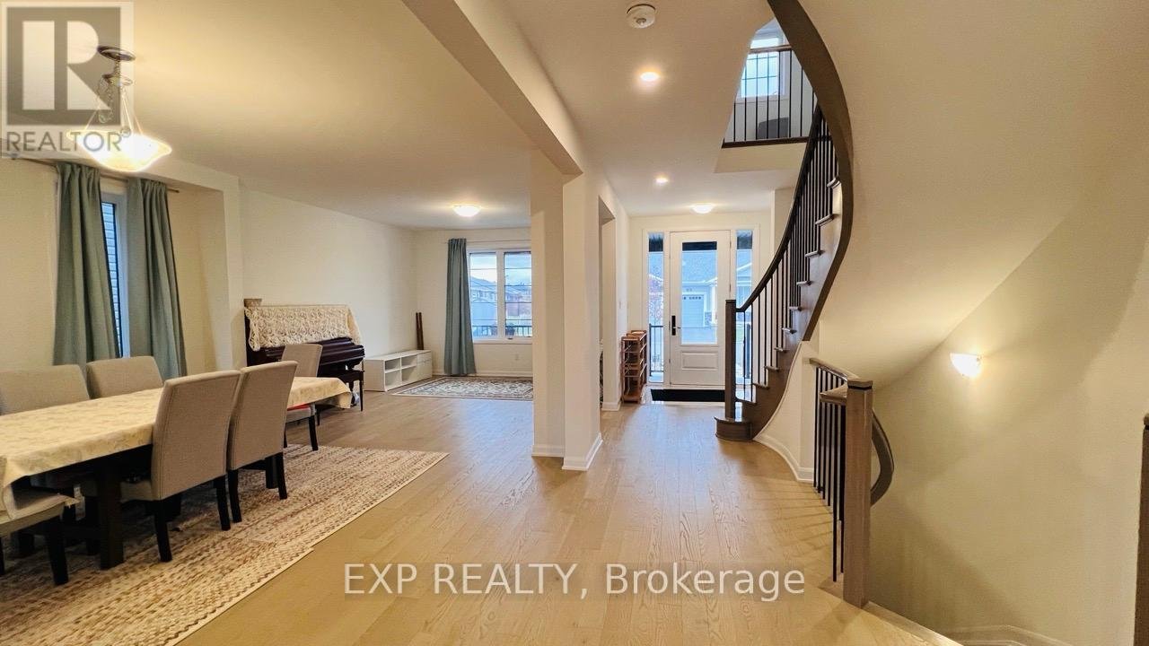 747 COAST CIRCLE - Photo 6