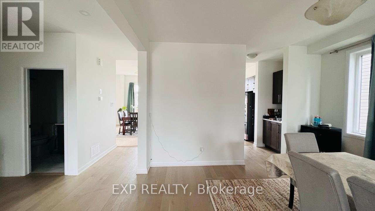 747 COAST CIRCLE - Photo 7