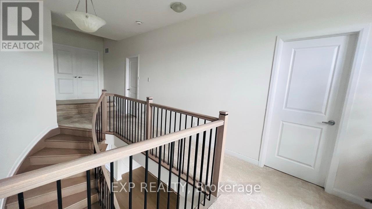 747 COAST CIRCLE - Photo 19