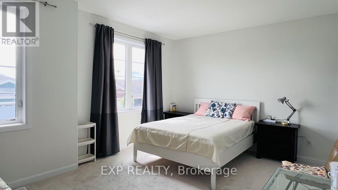 747 COAST CIRCLE - Photo 26