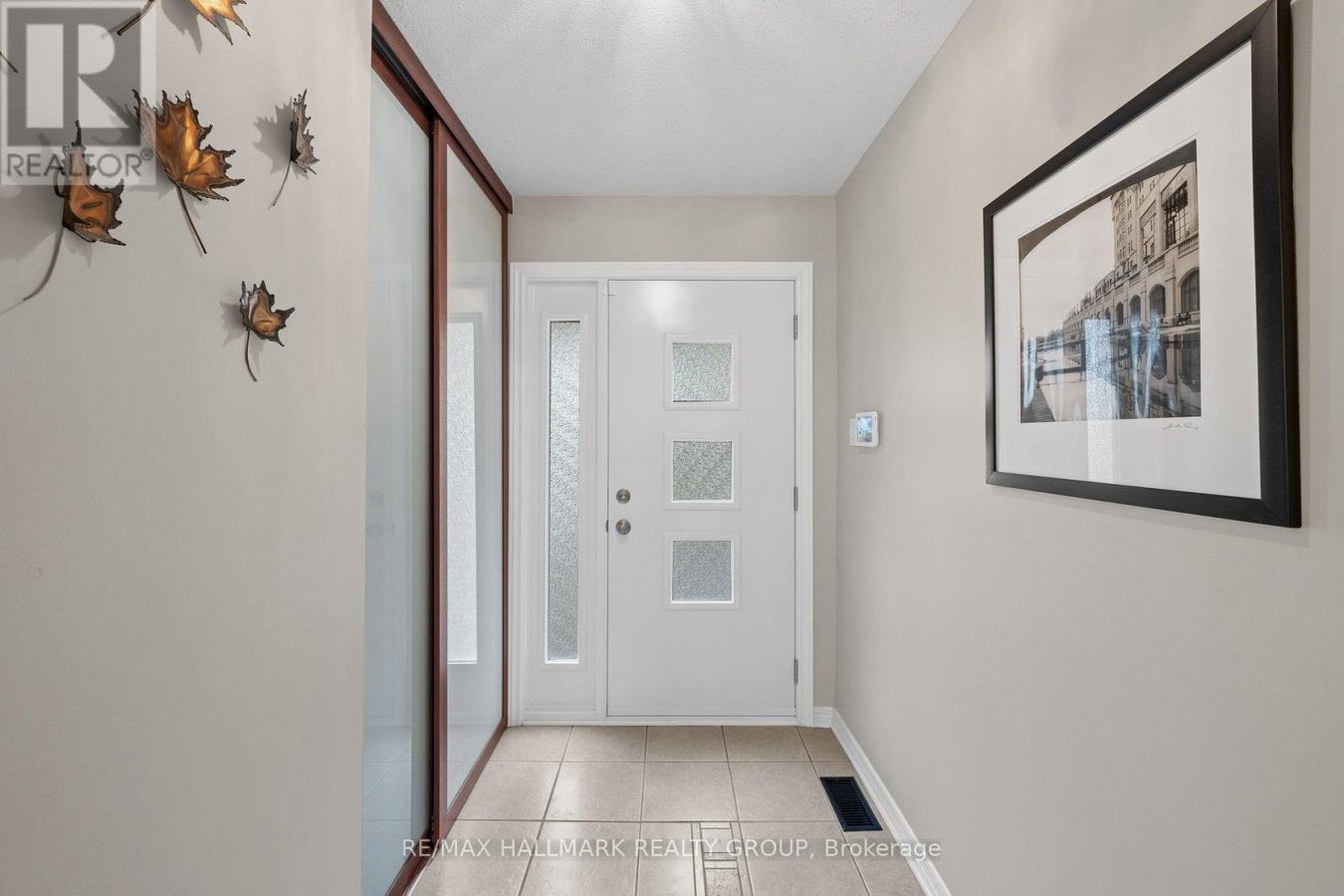 44 DUNBARTON COURT - Photo 3